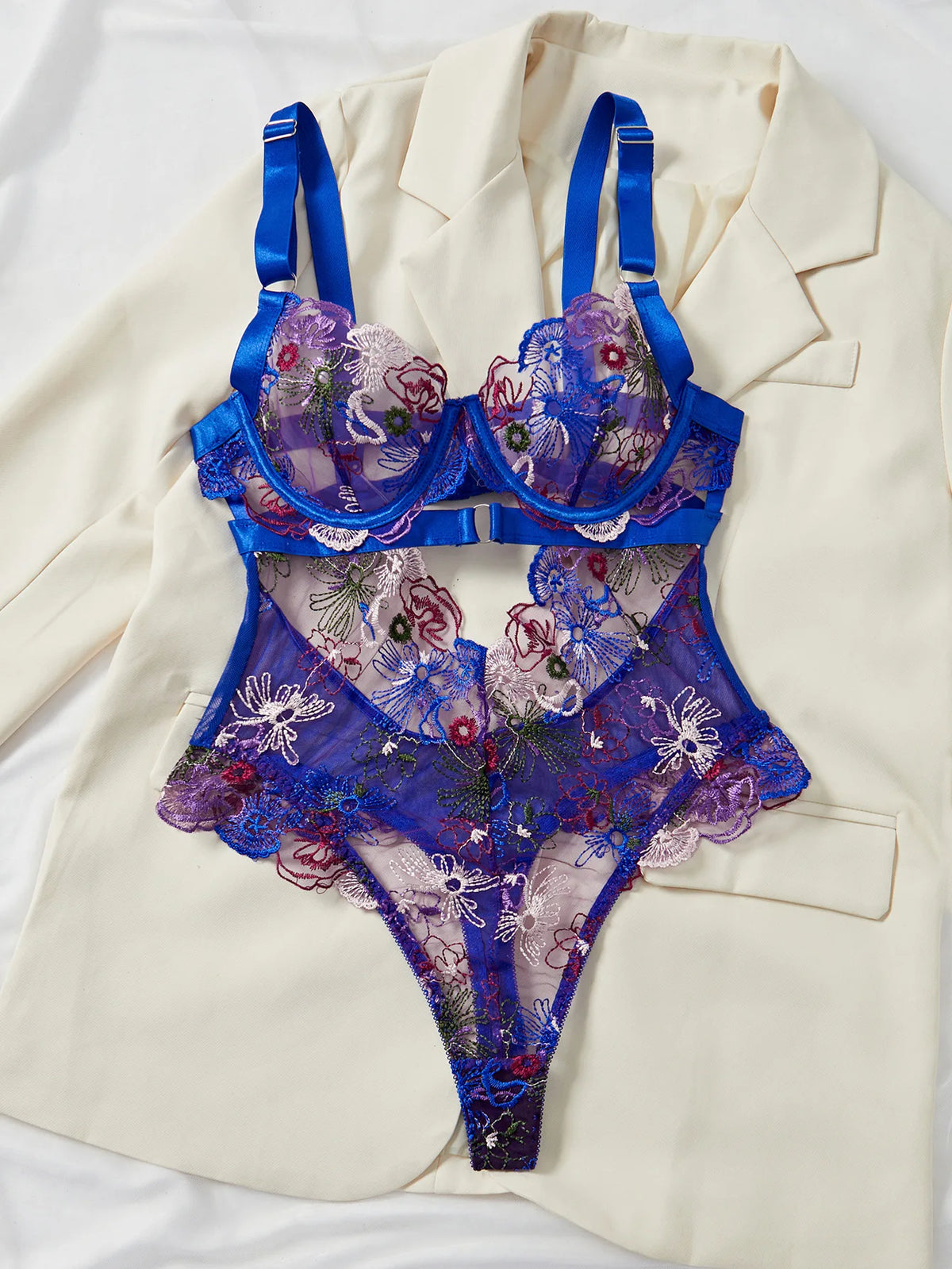Sexy Floral Embroidered Lace Gather One-piece Jumpsuit French Style Fashion Women's Sexy Lingerie Set Female Bodysuit Underwear